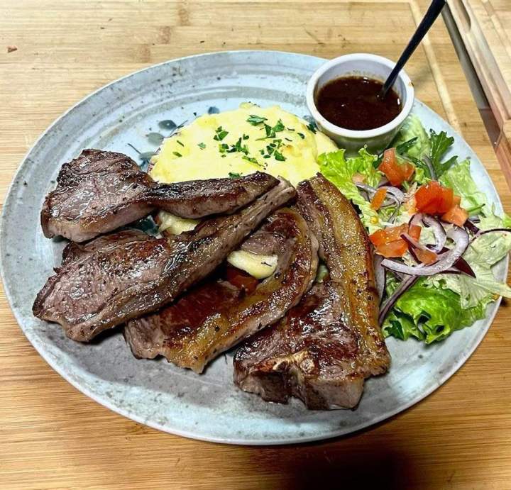 Viandes rôties aux saveurs traditionnelles